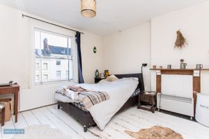 Bedroom- click for photo gallery